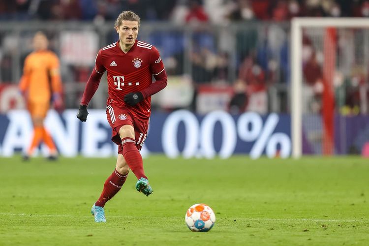 “Bavariya”nın futbolçusuna müştəri çıxdı
