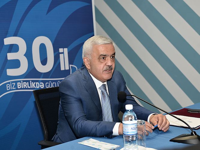 Azərbaycan çempionatında yenilik: 50 min ver, legioner gətir