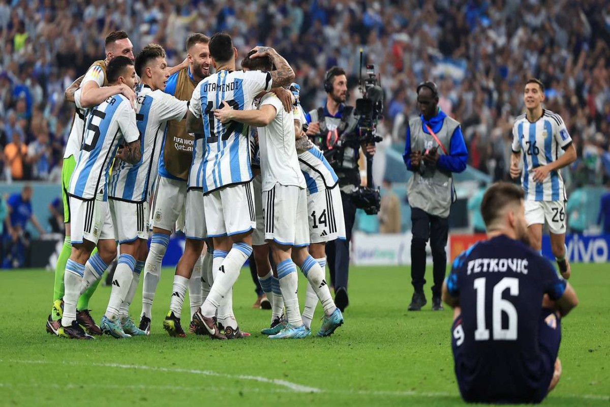 Argentina 6-cı dəfə mundialın finalında - YENİLƏNİB 