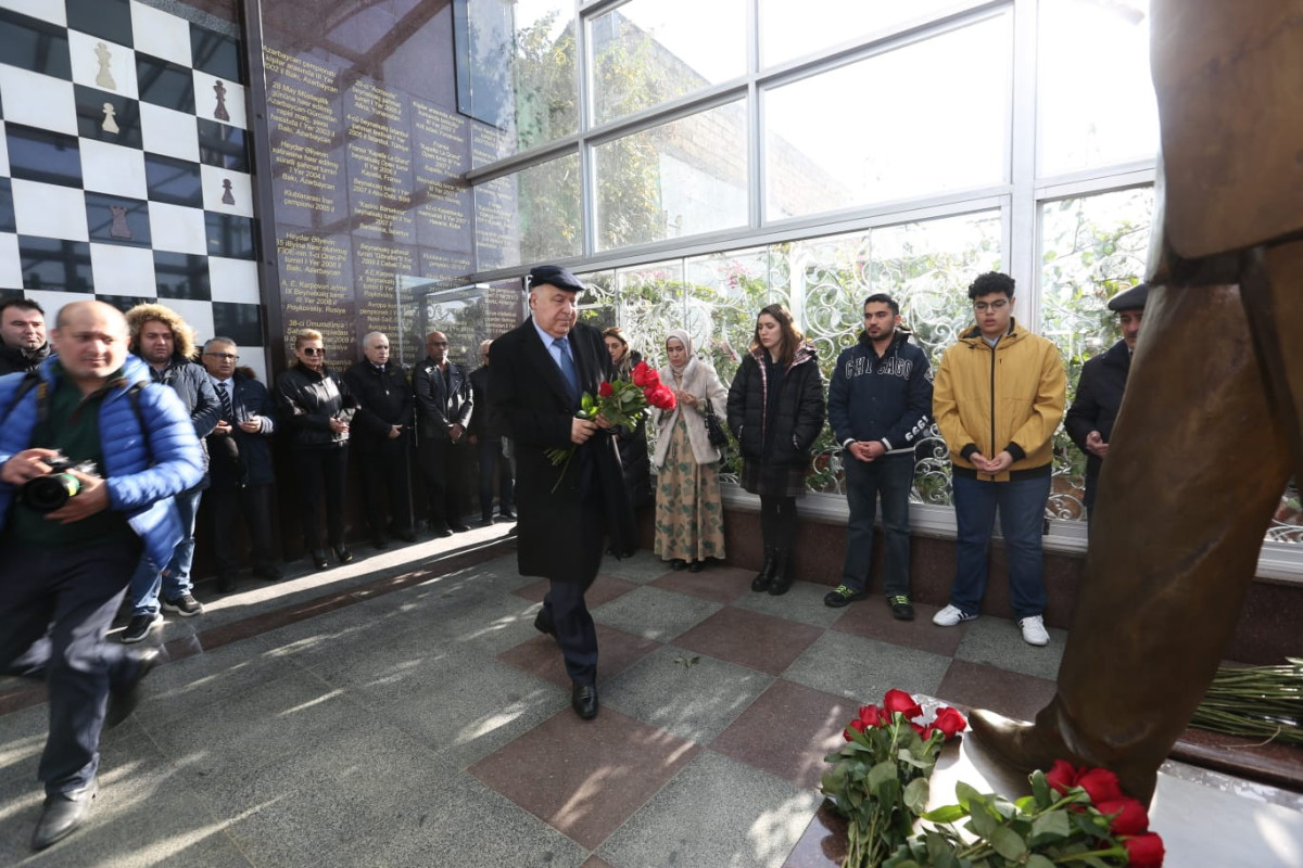 Faiq Həsənov: “Nə qədər ki, şahmat var, Vüqar da həmişə xatirələrdə qalacaq” - FOTO 