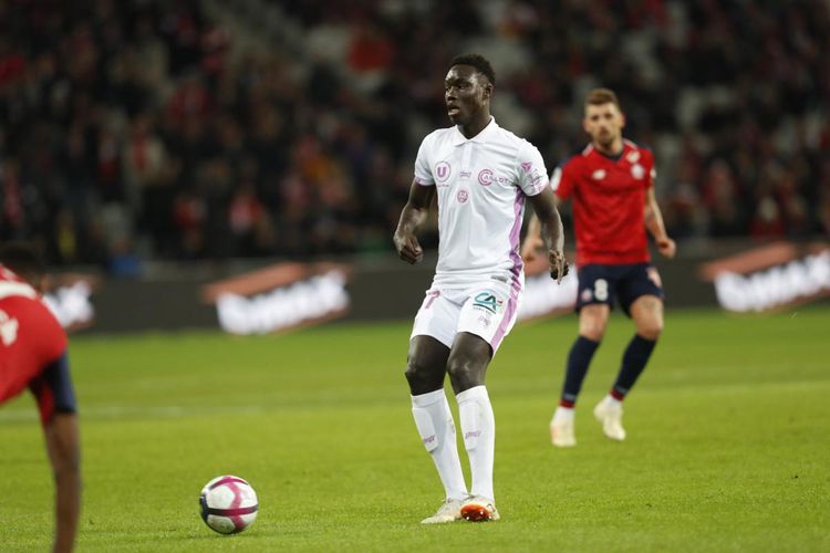 “Oser”in futbolçusuna Azərbaycandan təklif