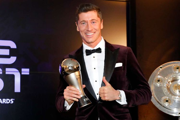 Levandovski FIFA mükafatı “Qızıl top”u müqayisə etdi