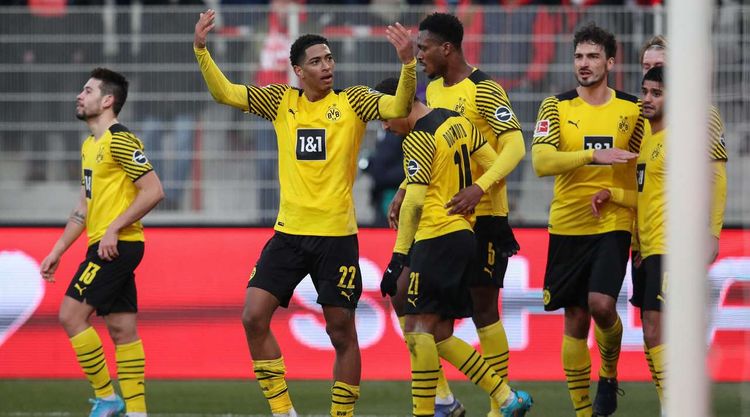 Bundesliqa hamıdan öndə - qol epizodunda
