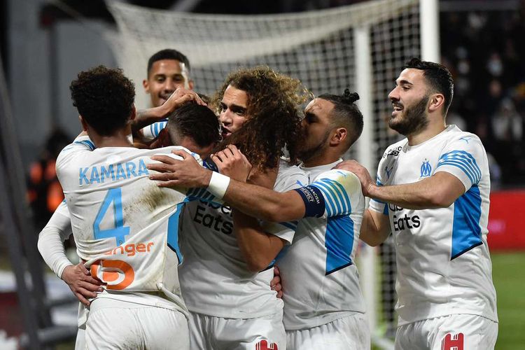 Rekord vurub, “Qarabağ”ı gözləyir 