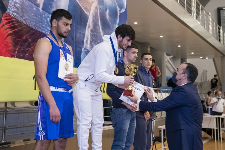 Azərbaycanın ən güclü boksçuları bəlli oldu - FOTOSESSİYA