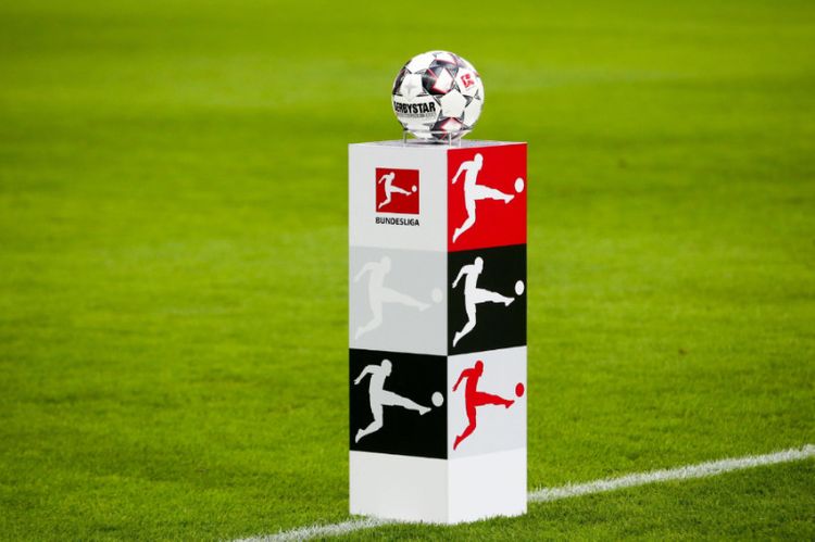 Bundesliqada Ukraynadakı vəziyyətlə bağlı 1 dəqiqəlik sükut