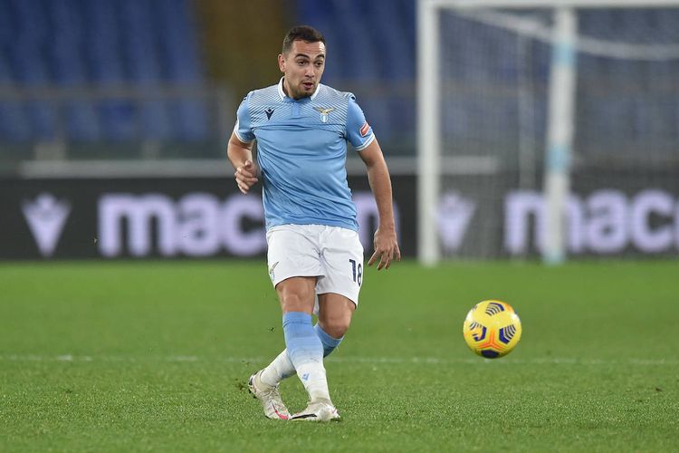 “Latsio” argentinalı futbolçusunu İspaniyaya göndərdi