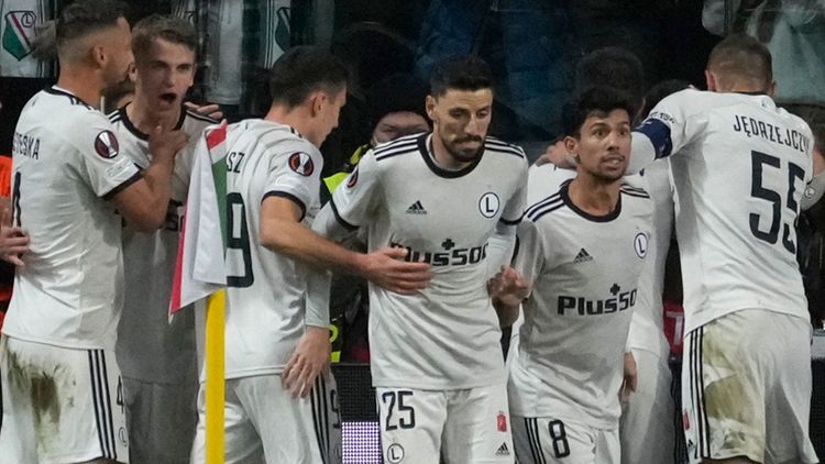 “Legiya” Emrelisiz toplaşdı