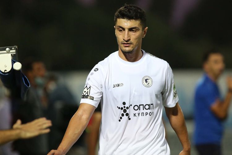 Araz Abdullayevə Azərbaycandan təklif