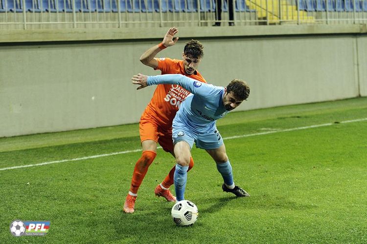 Yığmamızın sabiq futbolçusu “Olimpiakos”la anlaşdı
