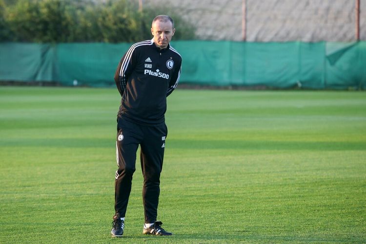 “Legiya”nın baş məşqçisi: “Emreli üçün ağlamamalıyıq”
