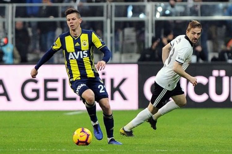 Acun Ilıcalı “Fənərbaxça”nın 2 oyunçusunu alır