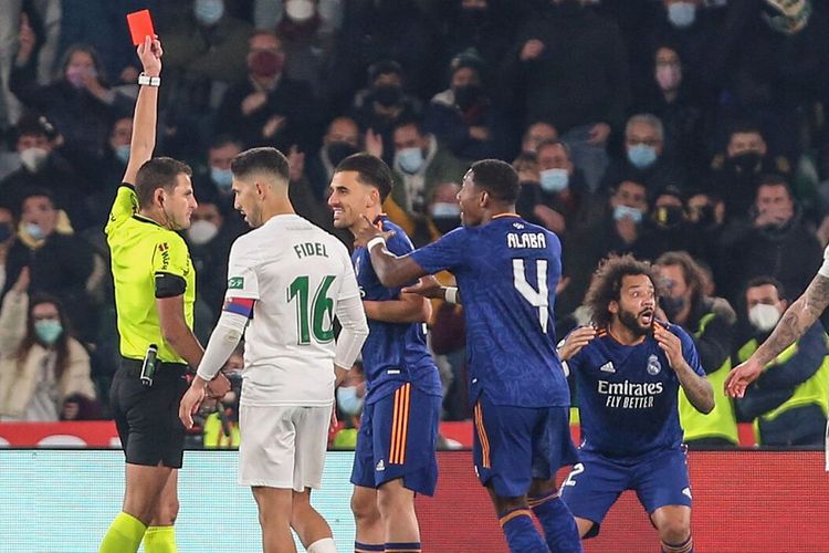 “Real”ın kapitanına 3 oyunluq diskvalifikasiya