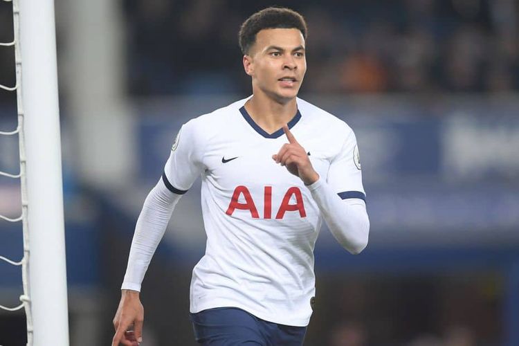 Dele Alli komandasını dəyişir