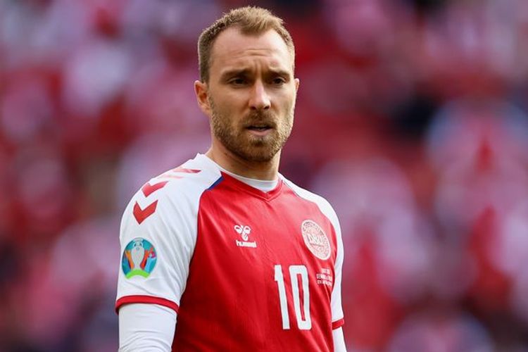 Eriksen Premyer Liqaya qayıdır – tibbi müayinədən keçdi
