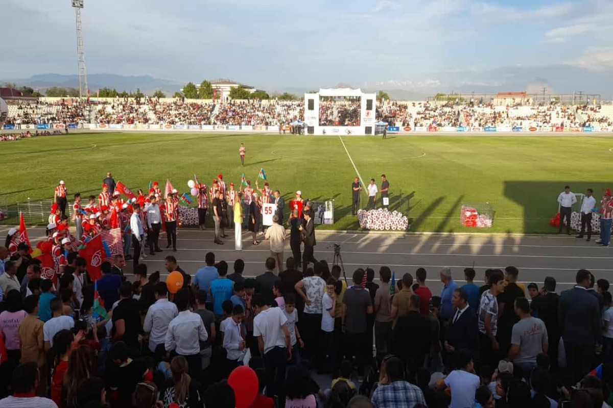 Naxçıvanda “Bir uşaq - bir top” festivalı keçirildi - FOTOLENT 