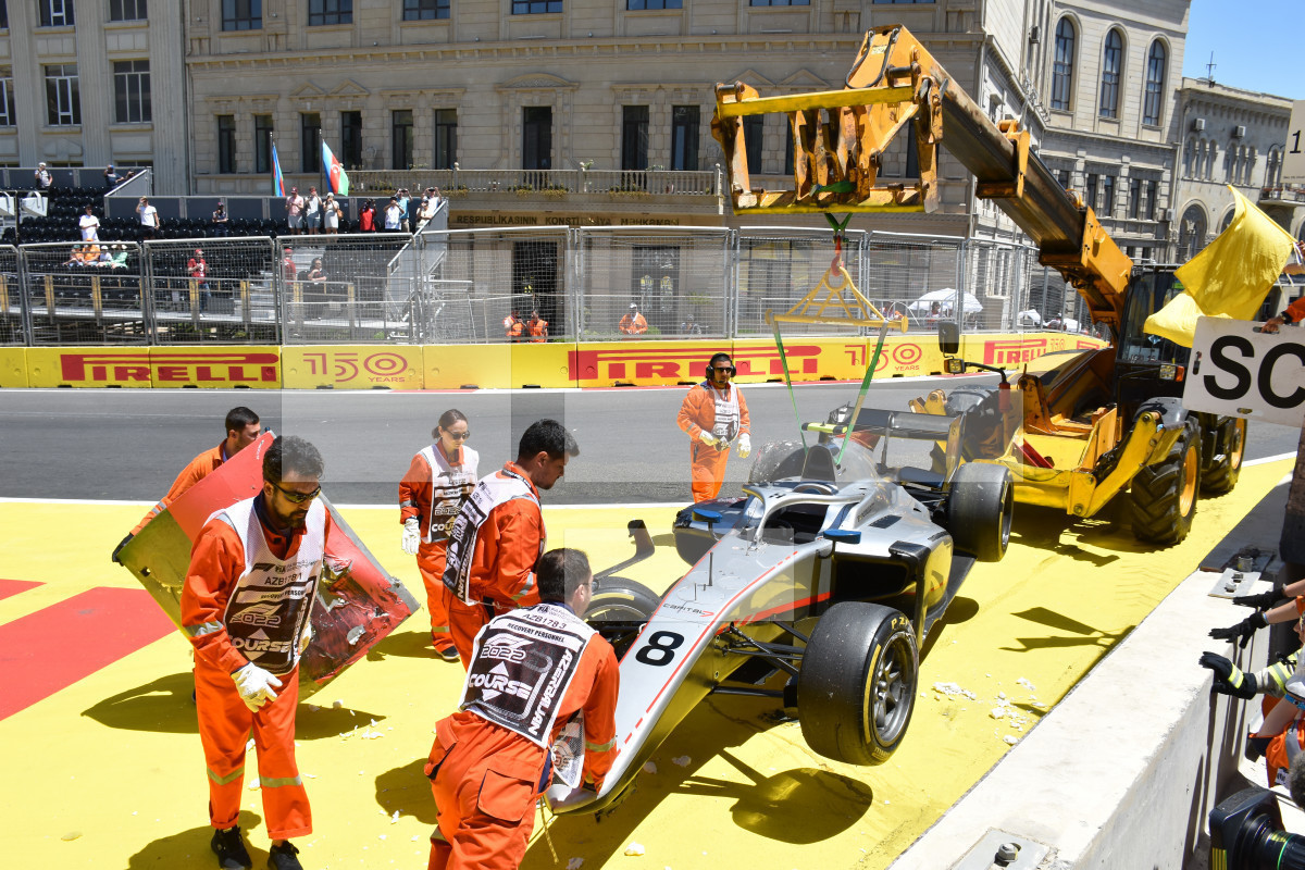 “Formula-2”: Lider treki yarımçıq tərk etdi - FOTOLENT 