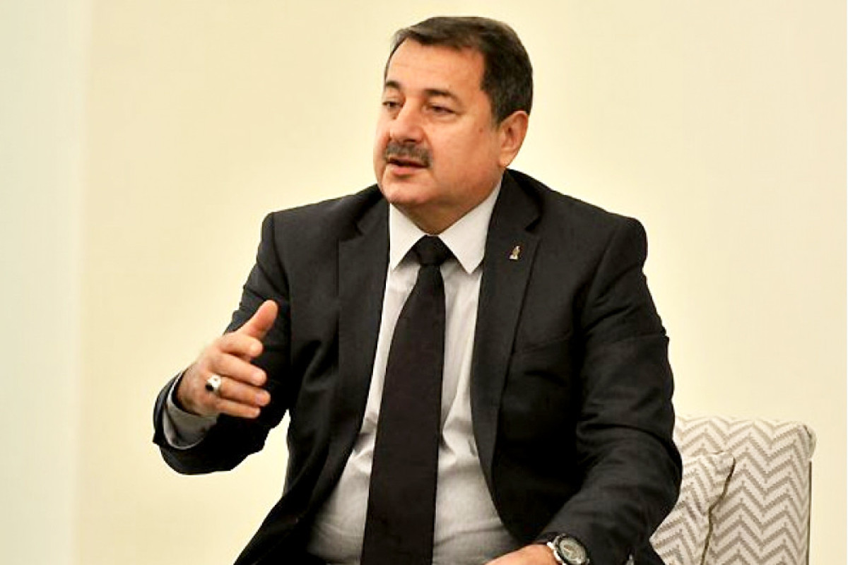 Vaqif Sadıqov: “Qarabağ” yox, “Lex” düşünsün” 