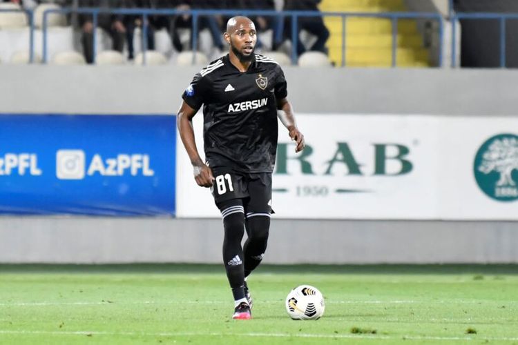 Kevin Medina: “Bir qolla kifayətlənmək istəmirəm”