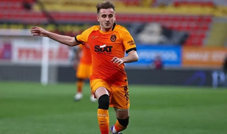 “Qalatasaray”ın futbolçusu “Lion”un transfer siyahısında