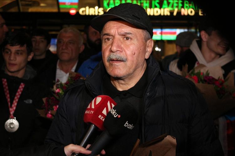 Avropa çempionatında uğur qazanan boksçularımız Bakıya qayıtdı