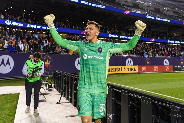 Sanksiyaya görə baş tutmayan transfer