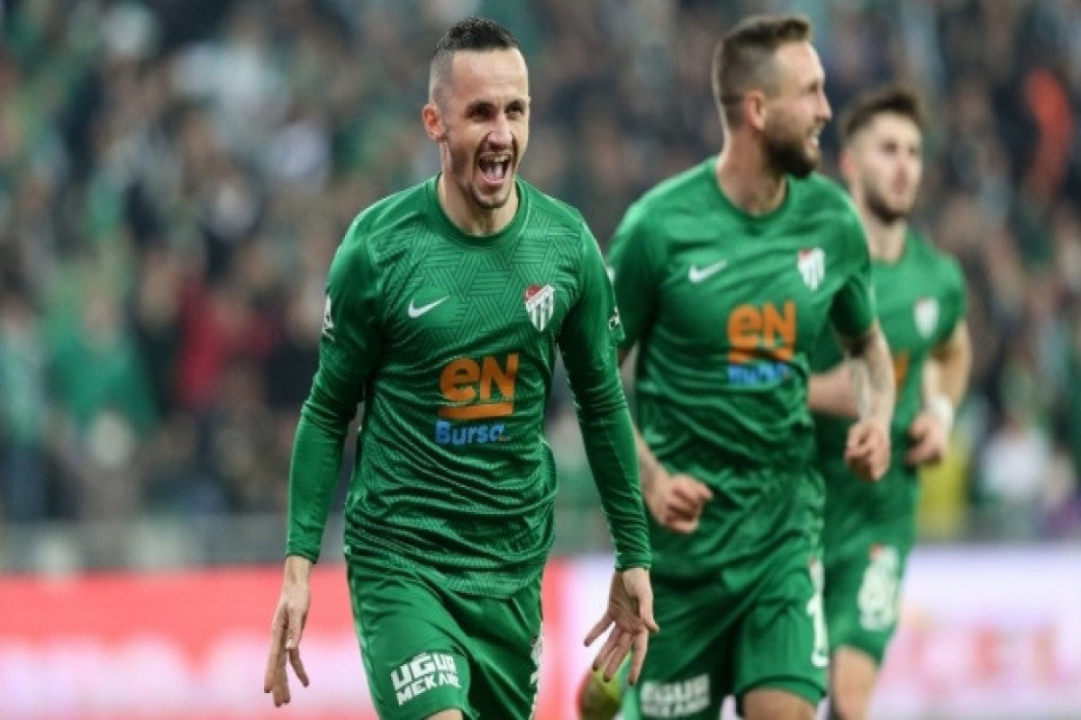 FIFA “Bursaspor”a transfer qadağası qoydu – Namik Ələskərov səbəbkar oldu 