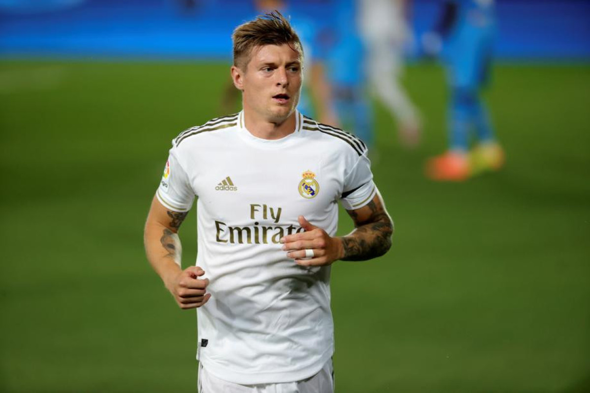 Kroos karyerasını “Real”da bitirəcək 