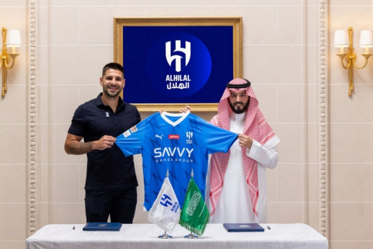 “Əl-Hilal”ın 40 milyonluq forvard transferi 