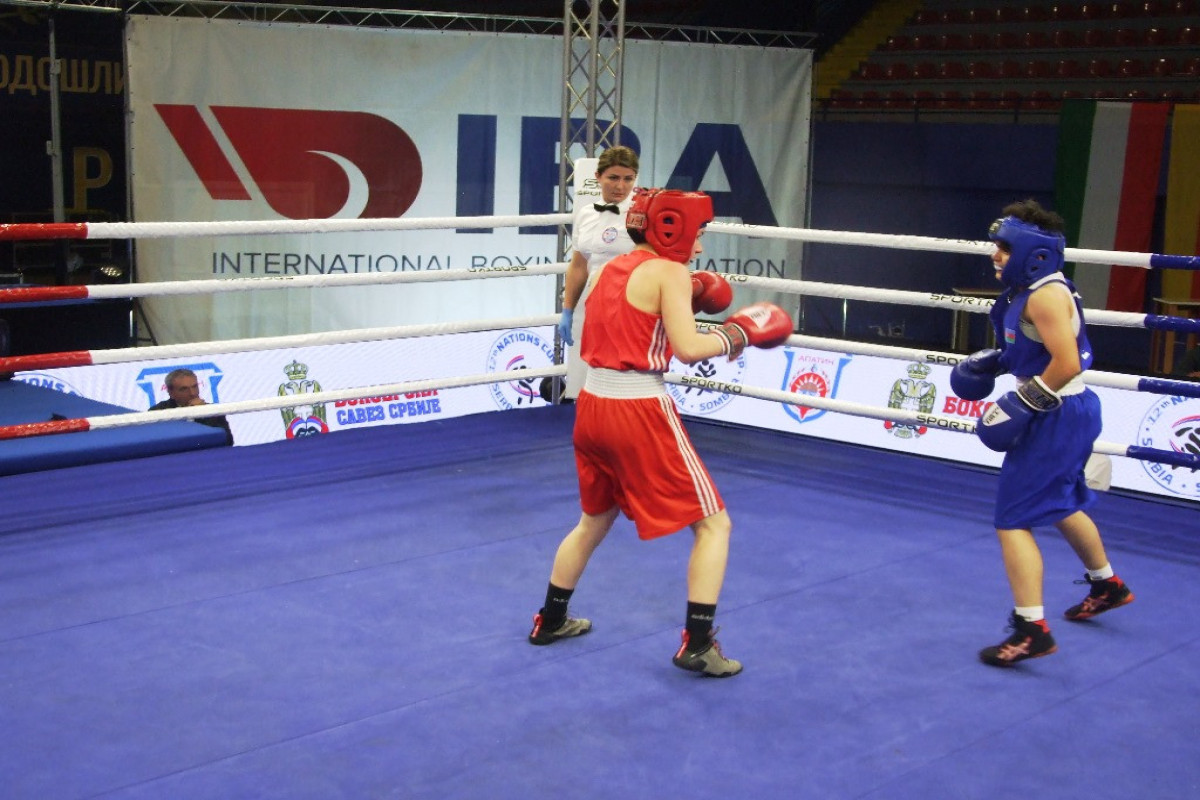 2 boksçumuz beynəlxalq turnirin finalında 