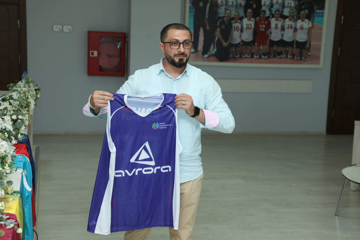 Voleybol üzrə Zəfər Kubokunun püşkü atıldı - FOTO 