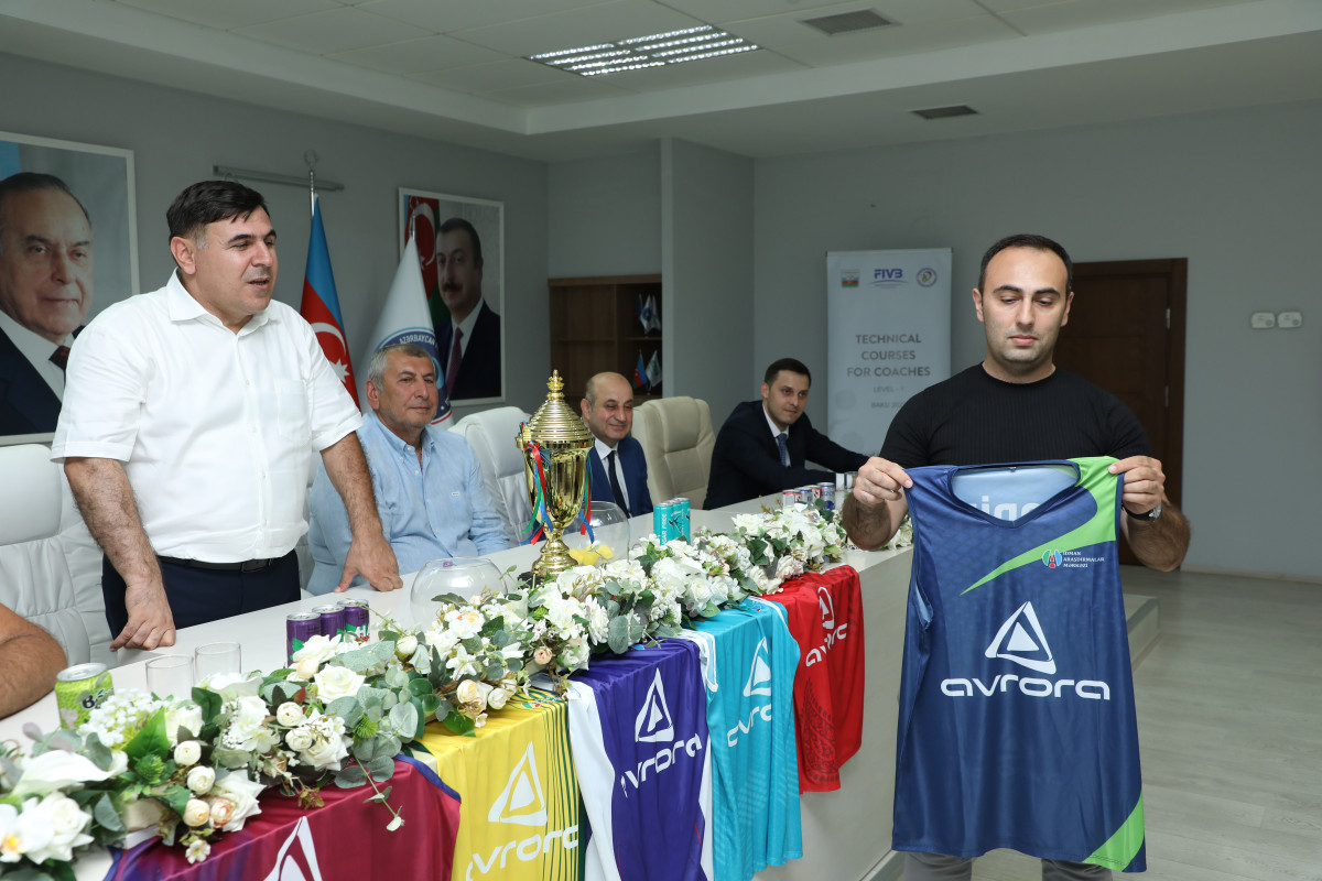 Voleybol üzrə Zəfər Kubokunun püşkü atıldı - FOTO 