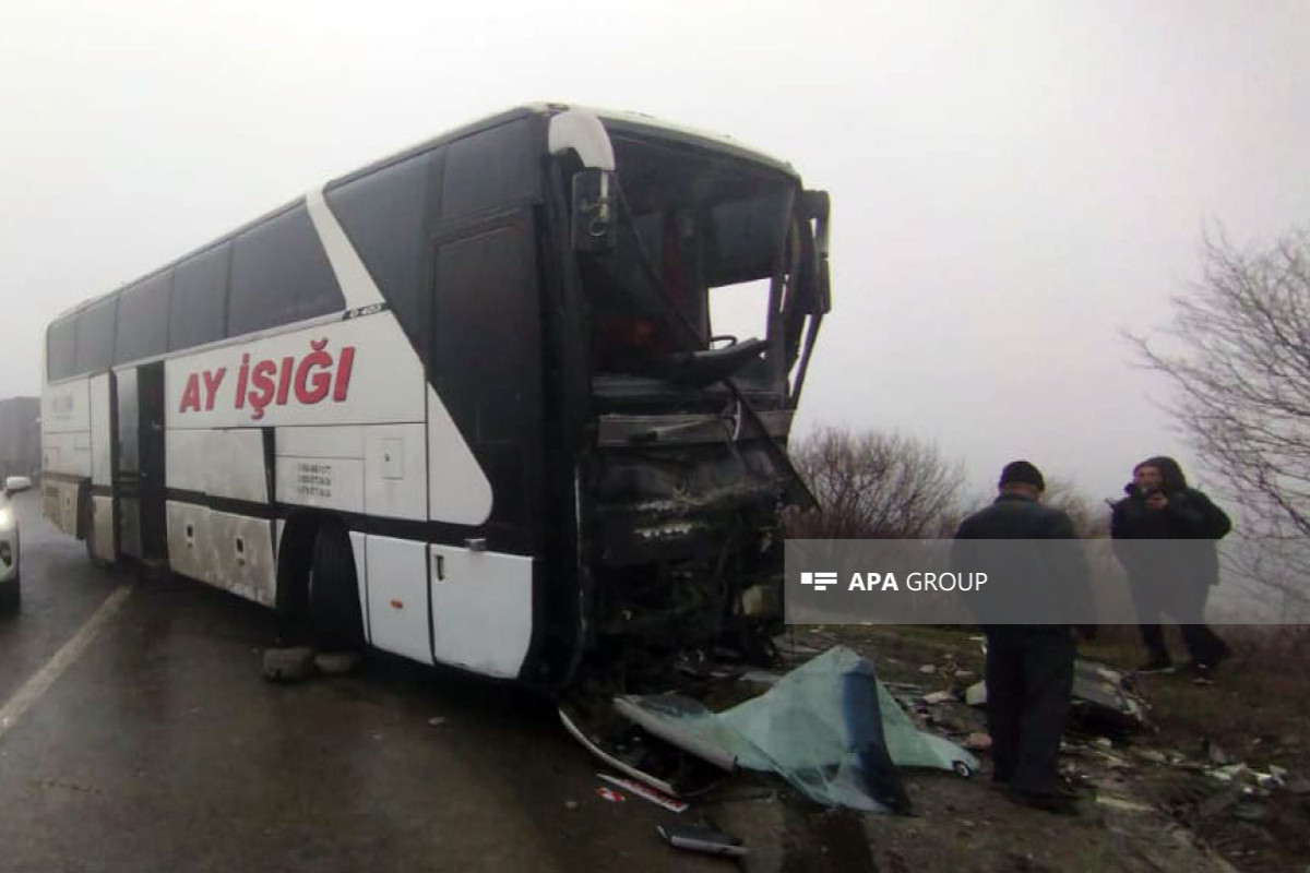 “Mingəçevir”i daşıyan avtobus İsmayıllıda qəzaya uğrayıb, 2 nəfər xəsarət alıb - YENİLƏNİB