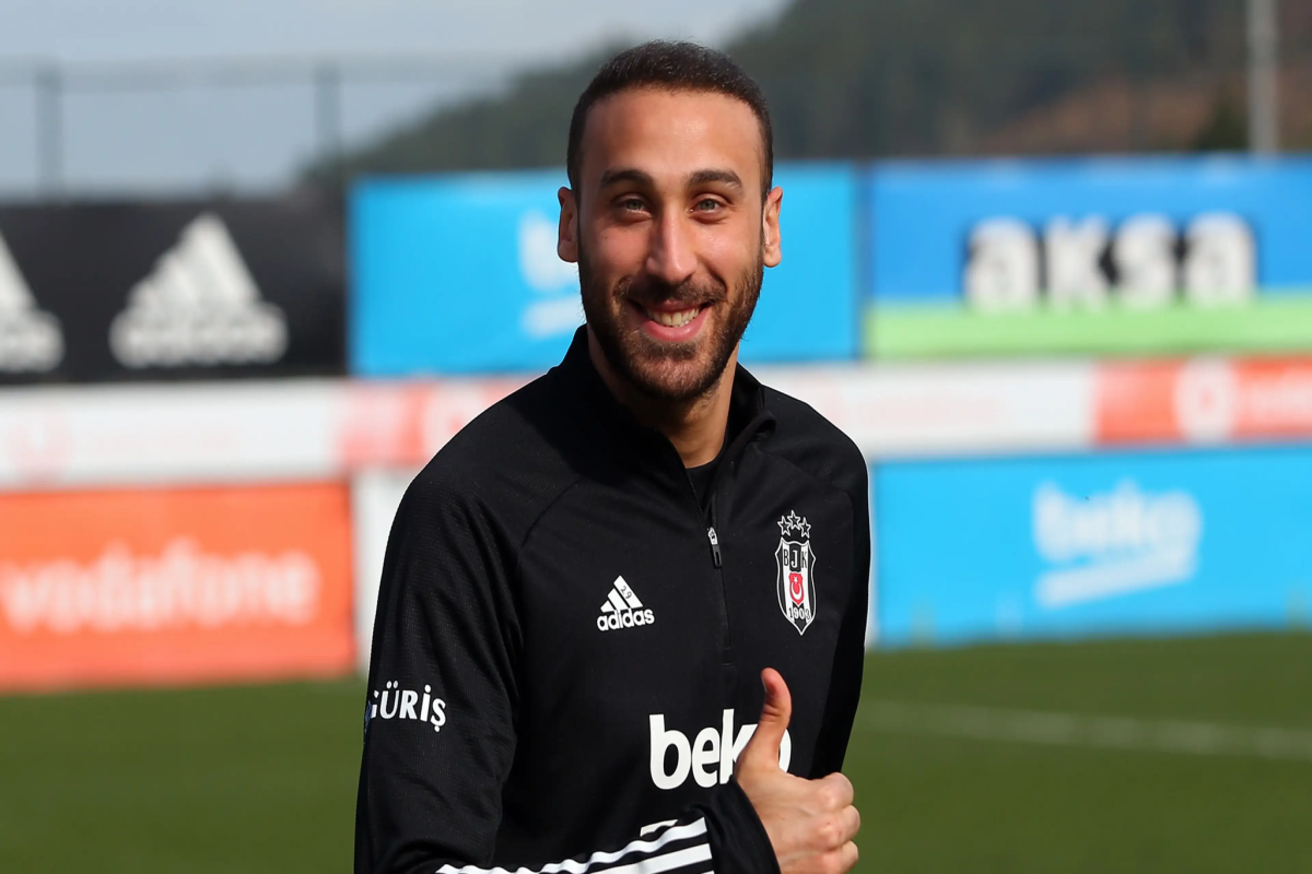 Cenk Tosun “Beşiktaş”da qalmaq istəmir 