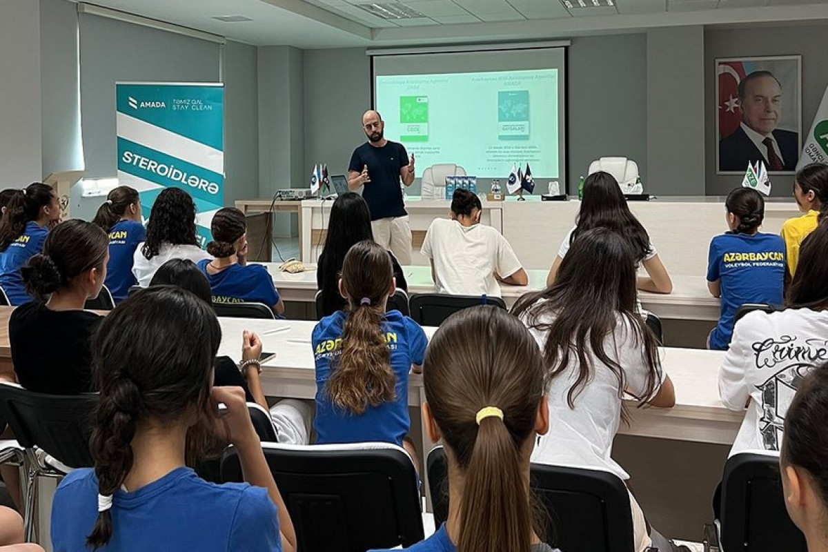 AMADA qadın voleybolçular üçün seminar təşkil edib