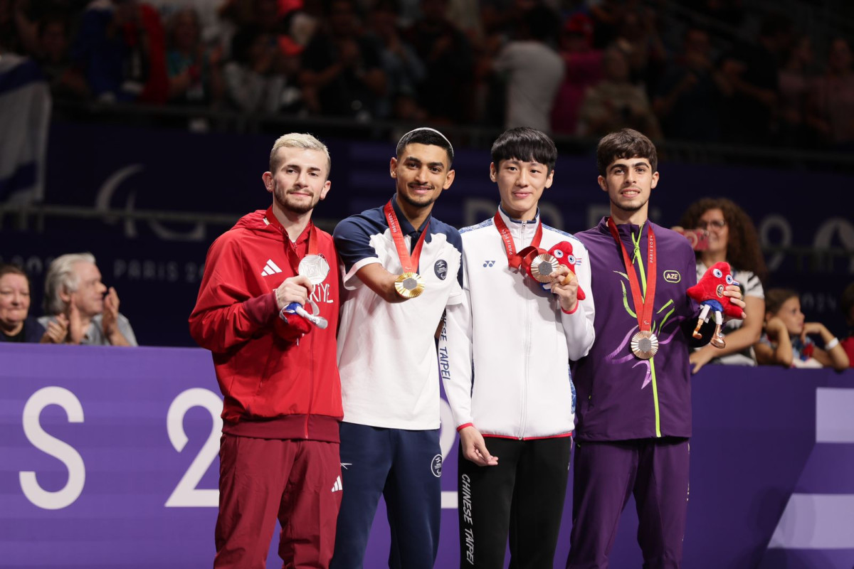 Paris-2024: Bürünc medal qazanan paralimpiyaçımız mükafatlandırılıb - FOTO 