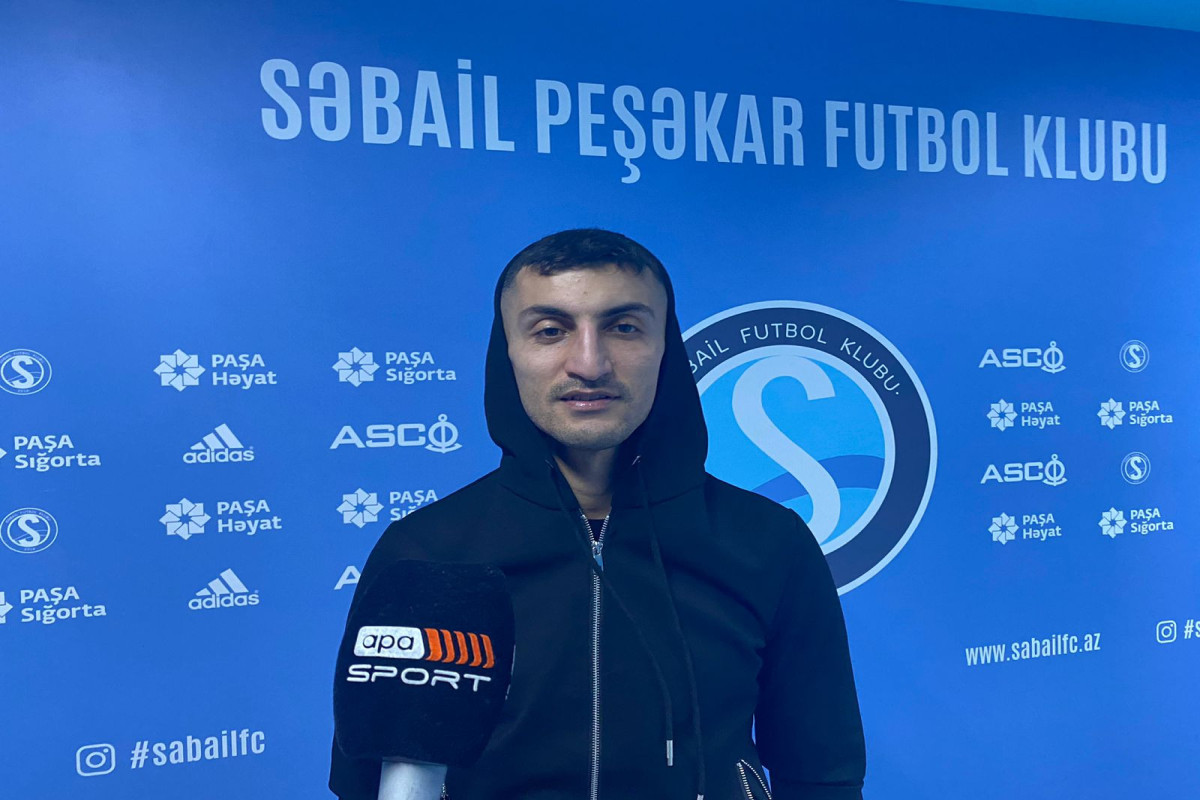 Araz Abdullayev: "Futbolu bitirməyi düşünmürəm"