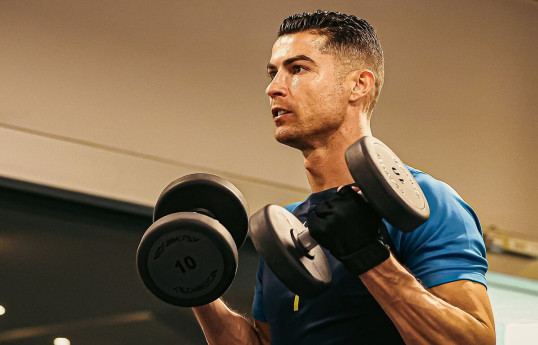 Kriştiano Ronaldonun Fitness və Məşq Sirləri: Fit Qalmağın Yolları 
