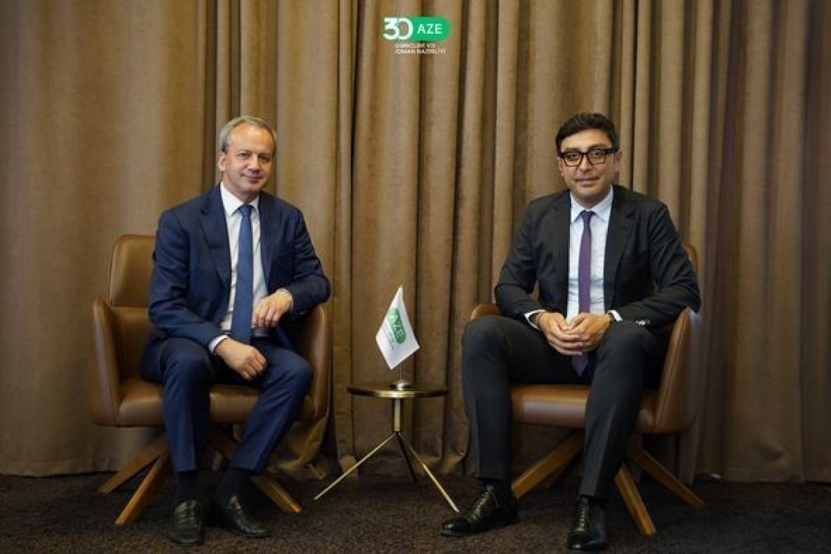 Fərid Qayıbov FIDE prezidenti ilə görüşüb