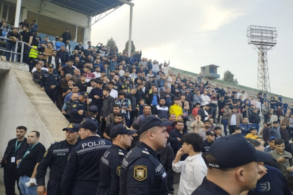 "Kəpəz" - "Neftçi" matçında qalmaqal: Polis müdaxilə etdi