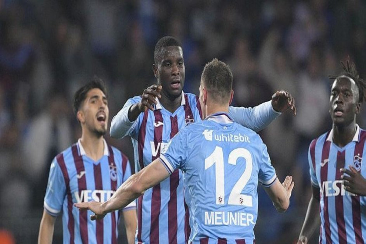 "Trabzonspor" 4 cavabsız qolla qalib gələrək "Beşiktaş"a rəqib oldu
