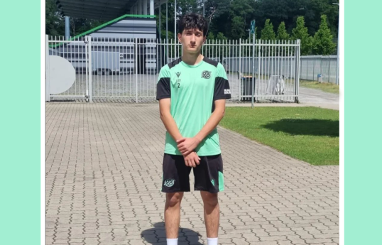 “Qarabağ”ın futbolçusu Almaniyaya baxışa yollanıb