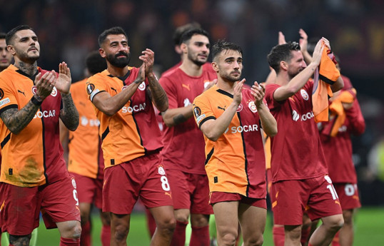 “Qalatasaray” qalib gəlib, “Beşiktaş” xal itirib