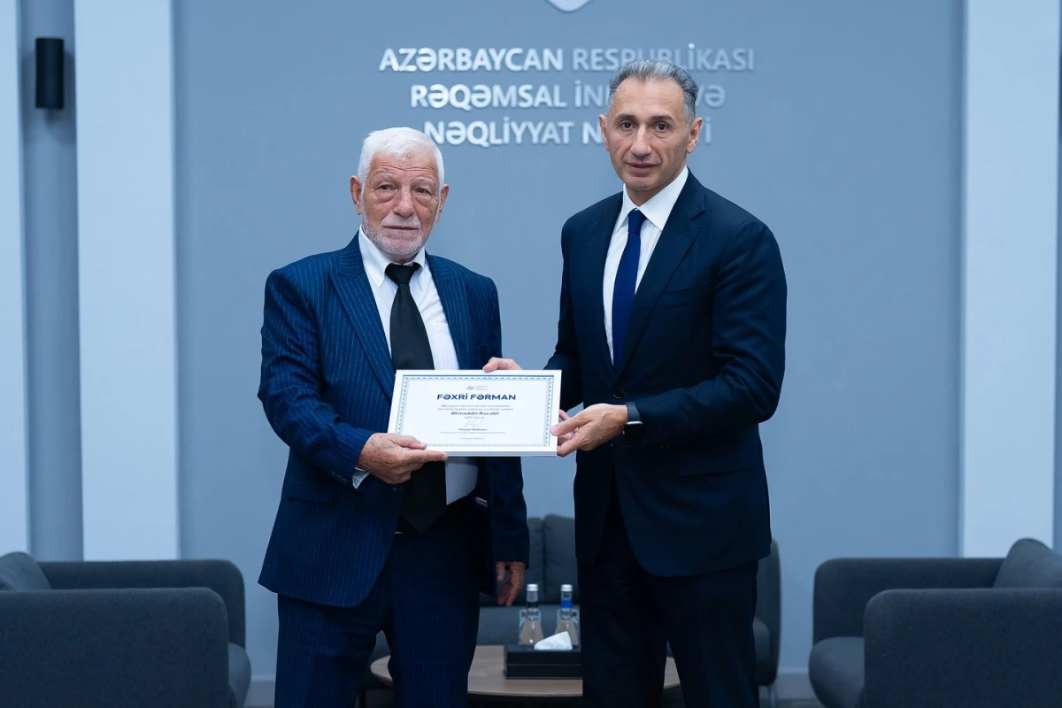 Rəşad Nəbiyev veteran cüdoçu Əhməddin Rəcəbli ilə görüşüb - FOTO 