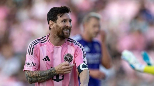 Messi yaşıl meydanlara qayıdır