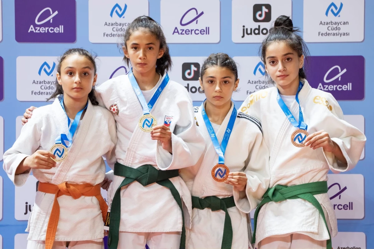Bakıda cüdo üzrə Liqa yarışının III turu start götürüb - FOTO 