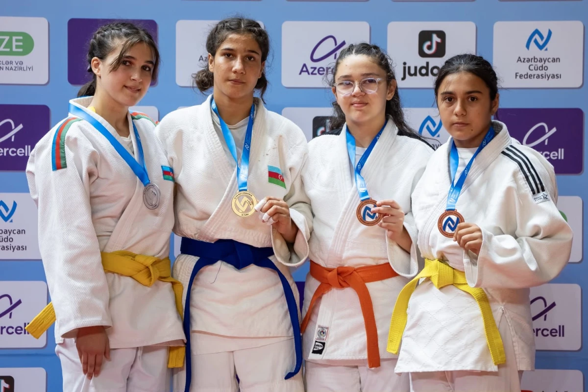 Bakıda cüdo üzrə Liqa yarışının III turu start götürüb - FOTO 