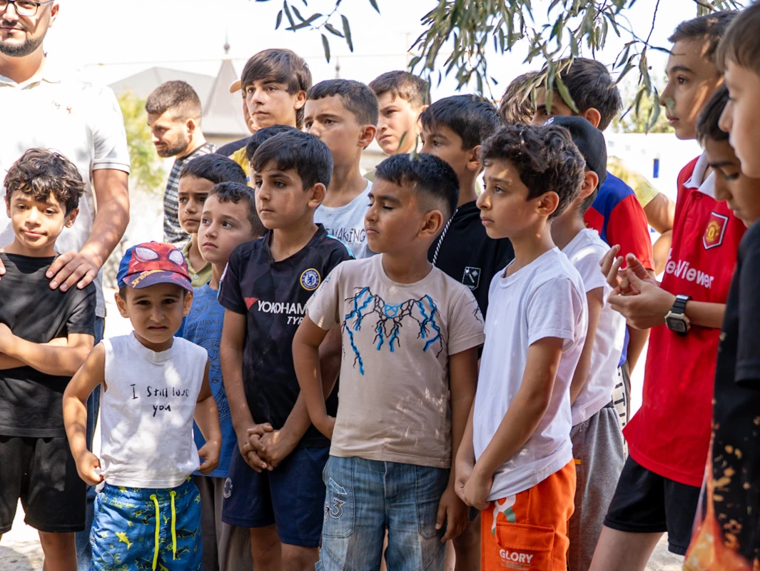 AFFA azyaşlıları futbol inventarları ilə təmin edib - FOTO 