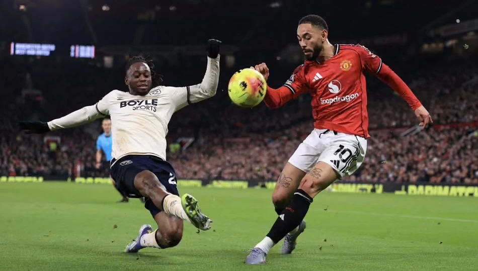 “Yunayted” autsayderlə bacarmadı