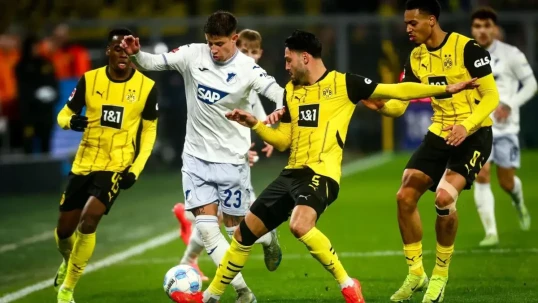 Bundesliqa: “Dortmund”dan inamlı qələbə